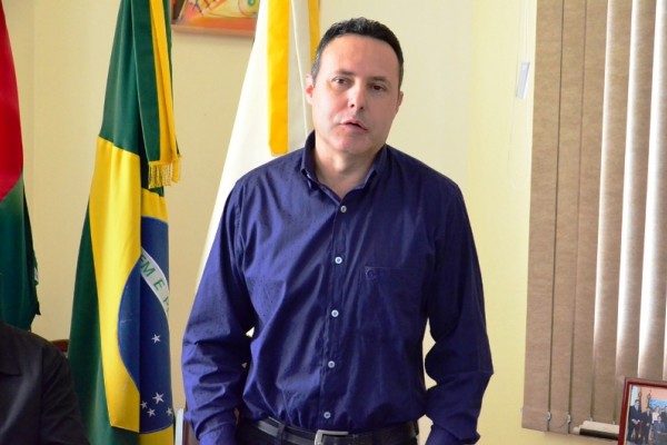 Clodoaldo de Quadros assume o cargo de prefeito em exercício